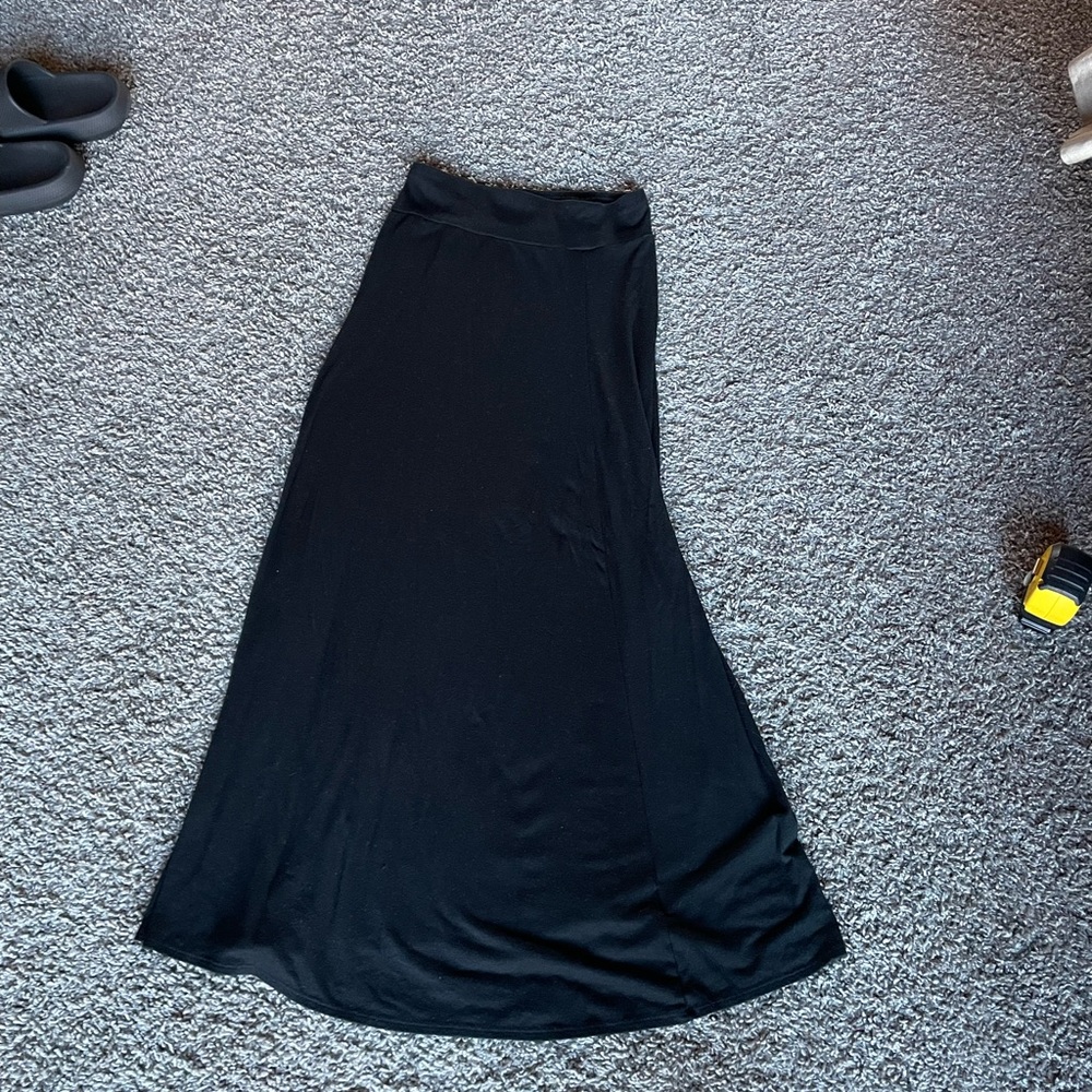 Black maxi skirt